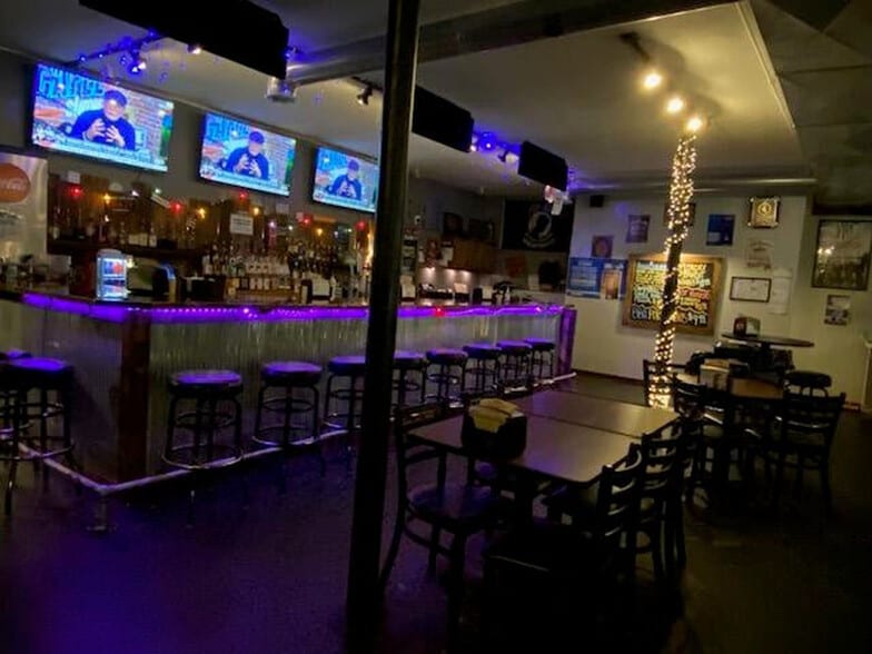 More Photos Of 6225 W D Ave, Kalamazoo Restaurant For Sale