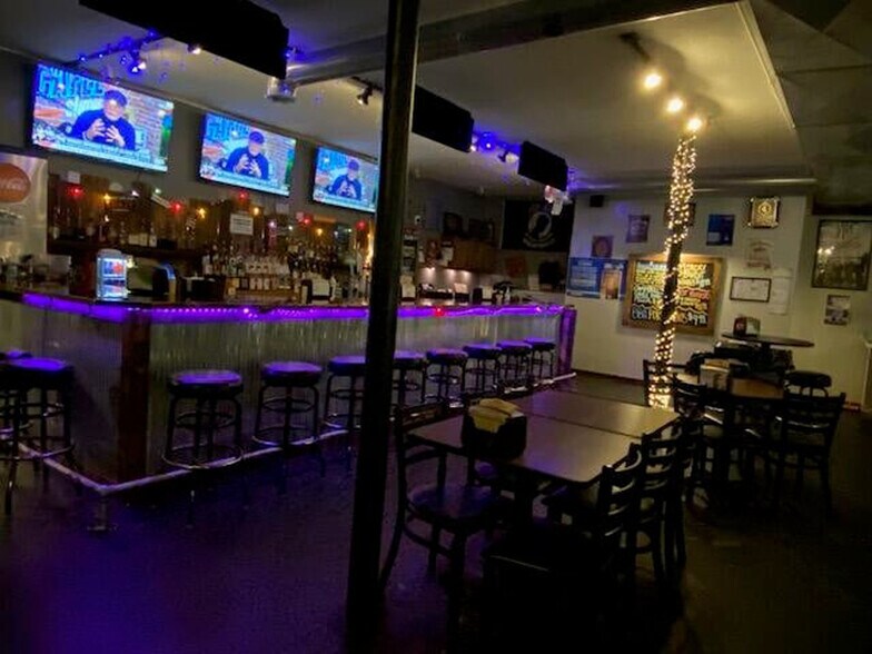 More Photos Of 6225 W D Ave, Kalamazoo Restaurant For Sale