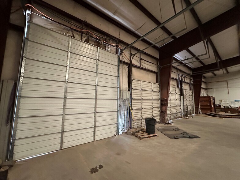 More Photos Of 3030 Greens Rd, Houston Industrial For Lease