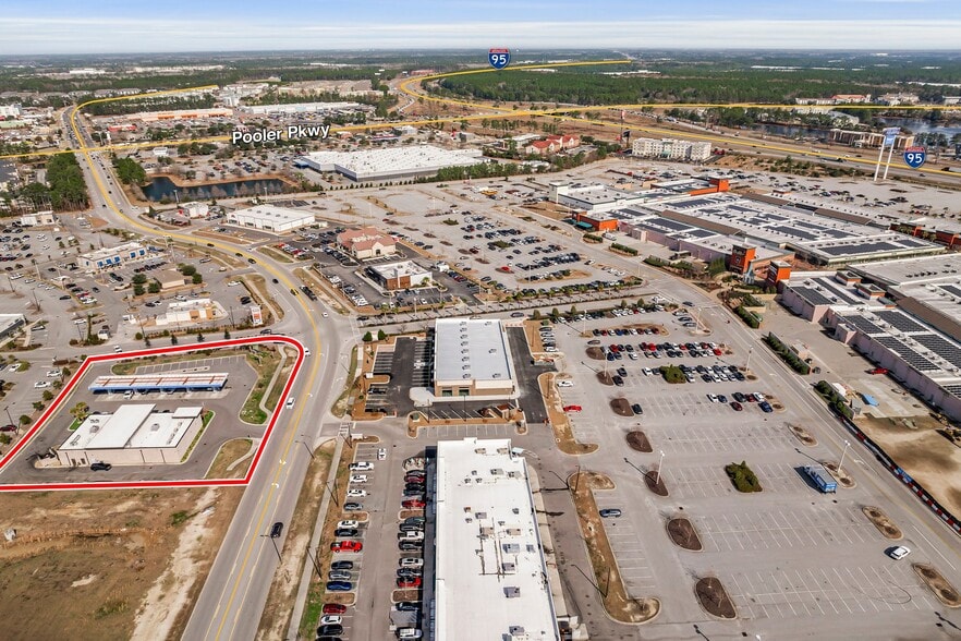 More Photos Of 221 Tanger Outlets Blvd, Pooler Service Station For Sale