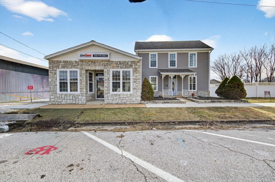 More Photos Of 114-116 E Orleans St, Pacific Office For Sale