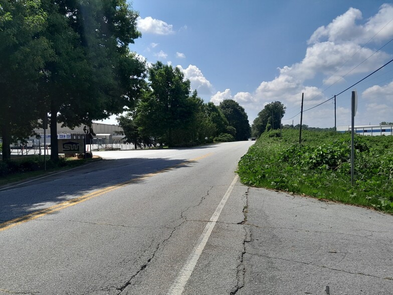 More Photos Of 9135 S Main St, Jonesboro Light Manufacturing For Sale