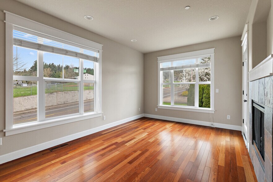 More Photos Of 9414 SE Causey Ave, Happy Valley Apartments For Sale