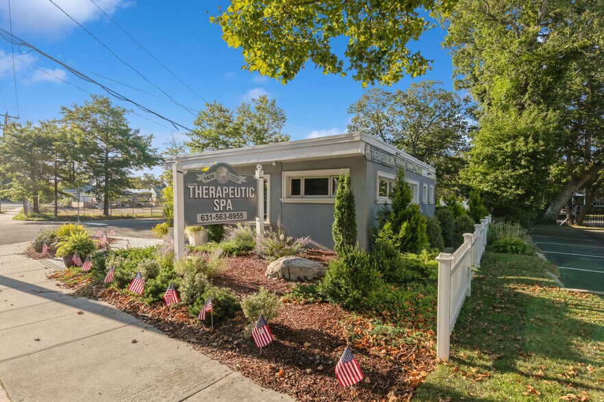 More Photos Of 1420 Montauk Hwy, Oakdale Medical For Lease