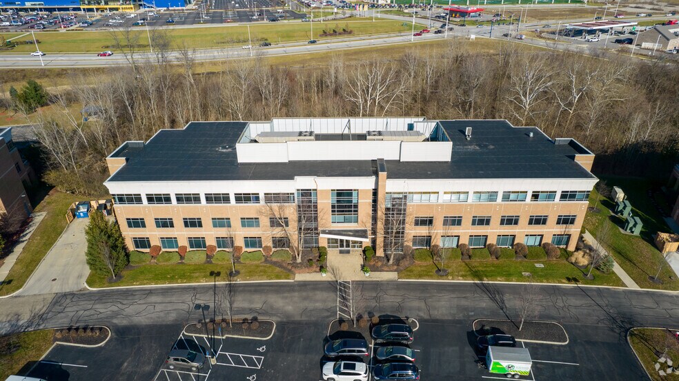 More Photos Of 8740 Orion Pl, Columbus Office For Lease