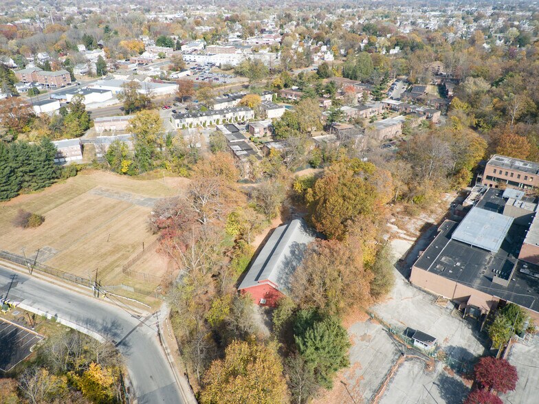 More Photos Of 500 S Ridgeway Ave, Glenolden Research And Development For Sale