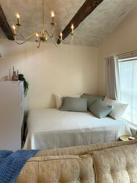 More Photos Of 27353 1/2 Pacific Coast Hwy, Malibu Apartments For Sale