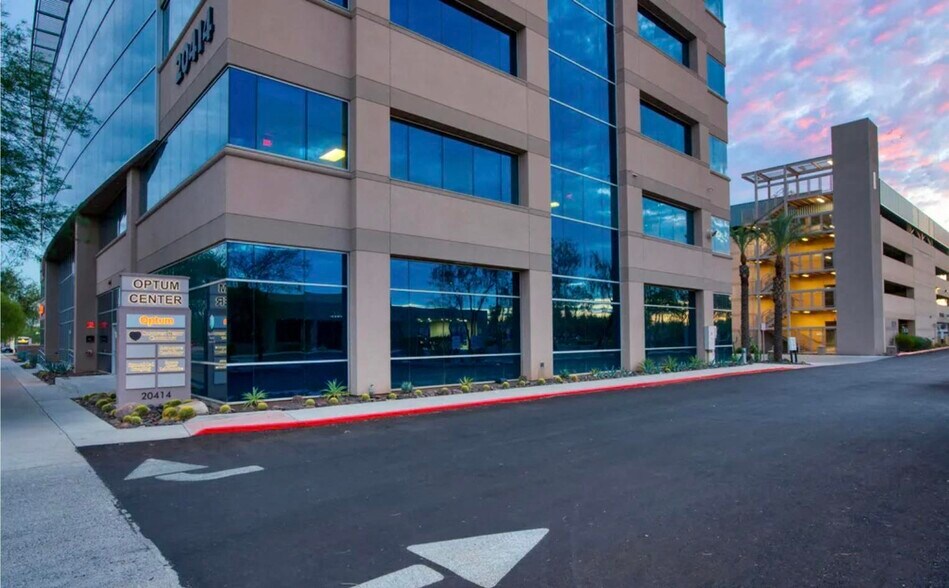 More Photos Of 20414 N 27th Ave, Phoenix Medical For Lease