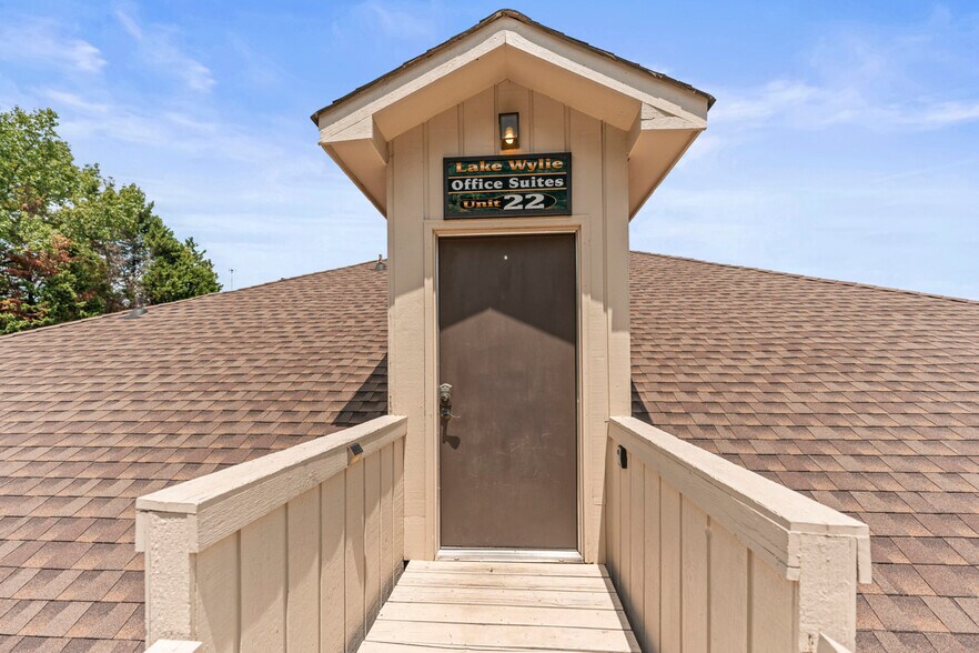 More Photos Of 4371 Charlotte Hwy, Clover Office For Sale