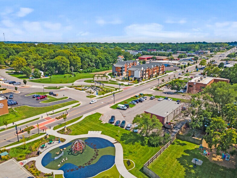More Photos Of 6101-6123 Nieman Road, Shawnee Apartments For Lease