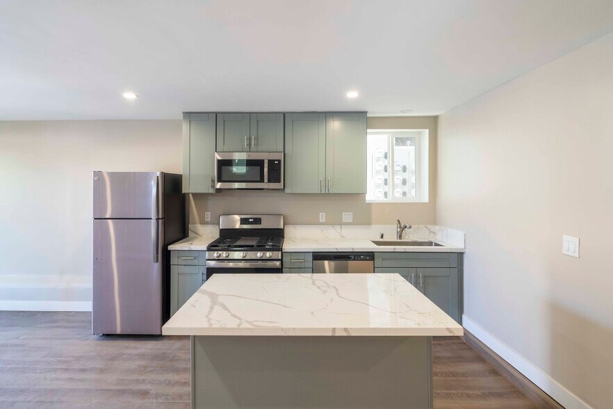 More Photos Of 237 Spruce St, San Diego Apartments For Sale