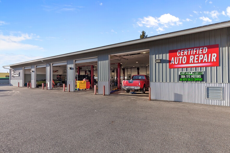 More Photos Of 8615 E Trent Ave, Spokane Valley Auto Repair For Sale