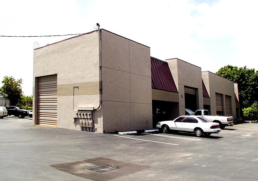 More Photos Of 1400-1414 SW 13th Ct, Pompano Beach Light Manufacturing For Lease