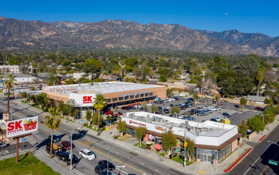 More Photos Of 2260-2268 Lincoln Ave, Altadena Storefront For Lease