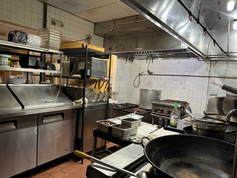 More Photos Of 315 N Bell Blvd, Cedar Park Restaurant For Lease