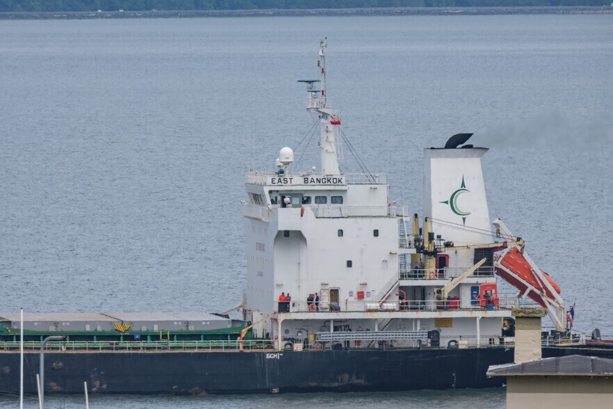 More Photos Of 640 8th St, Astoria Apartments For Sale