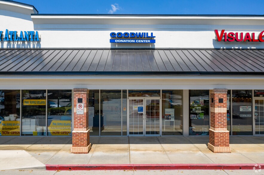 More Photos Of 2300 Holcomb Bridge Rd, Roswell Supermarket For Lease