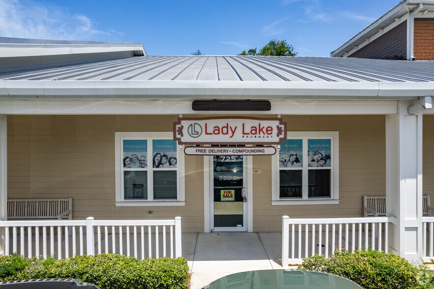 More Photos Of 723-753 CR 466, Lady Lake Medical For Sale