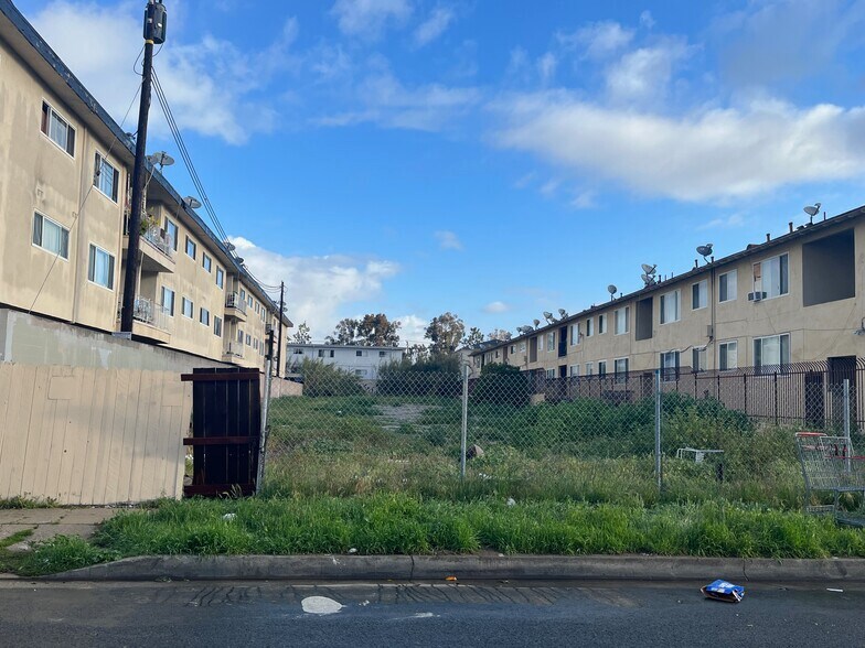 More Photos Of 3621 W 104th St, Inglewood Land For Lease