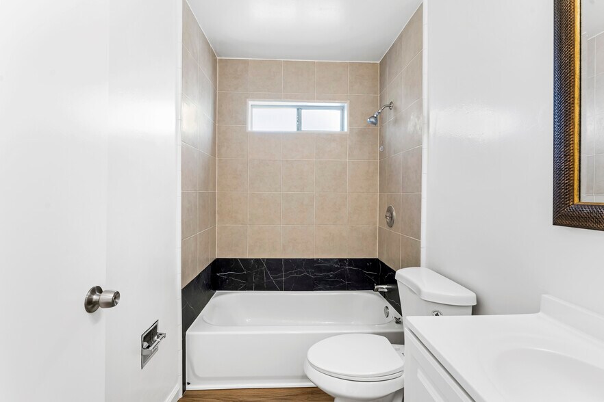 More Photos Of 1259 Carrison St, Berkeley Multifamily For Sale