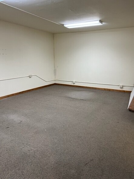 More Photos Of 8393 N Lake Blvd, Kings Beach Showroom For Sale