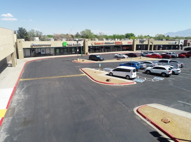 More Photos Of 111 Coors Blvd NW, Albuquerque Restaurant For Sale