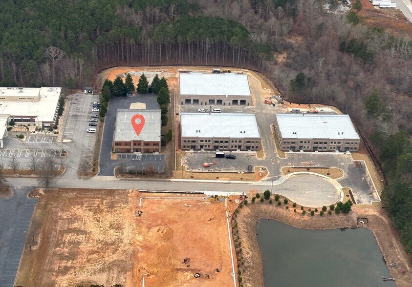 More Photos Of 4181 Tanners Creek Dr, Flowery Branch Flex For Lease