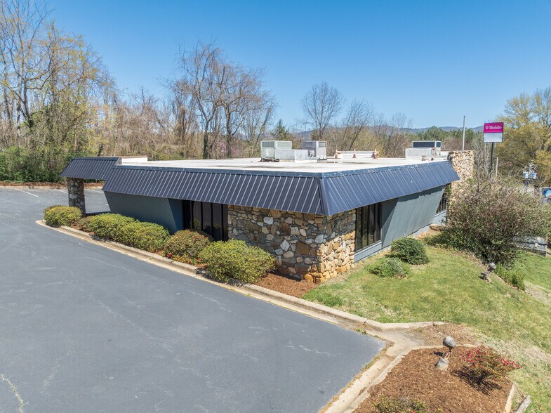 More Photos Of 1 Hansel Ave, Asheville Office For Sale