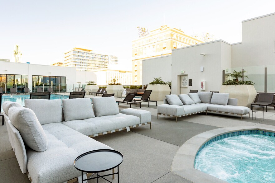 More Photos Of 2801 Sunset Pl, Los Angeles Apartments For Lease
