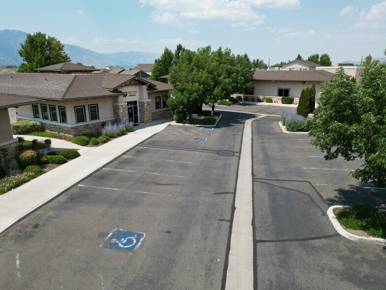 More Photos Of 1677 Lucerne St, Minden Medical For Sale