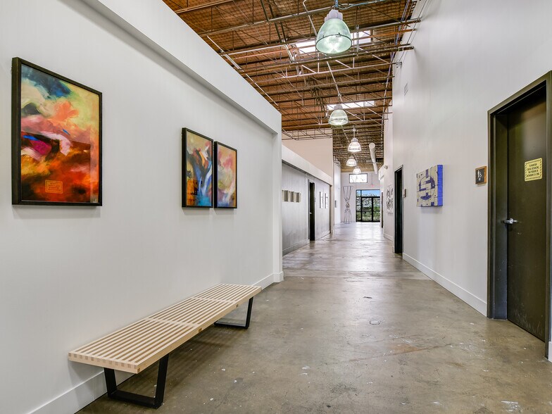 More Photos Of 2000 E 6th St, Austin Loft Creative Space For Lease