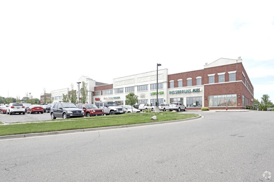 More Photos Of 1170-1254 Walton Blvd, Rochester Hills General Retail For Sale