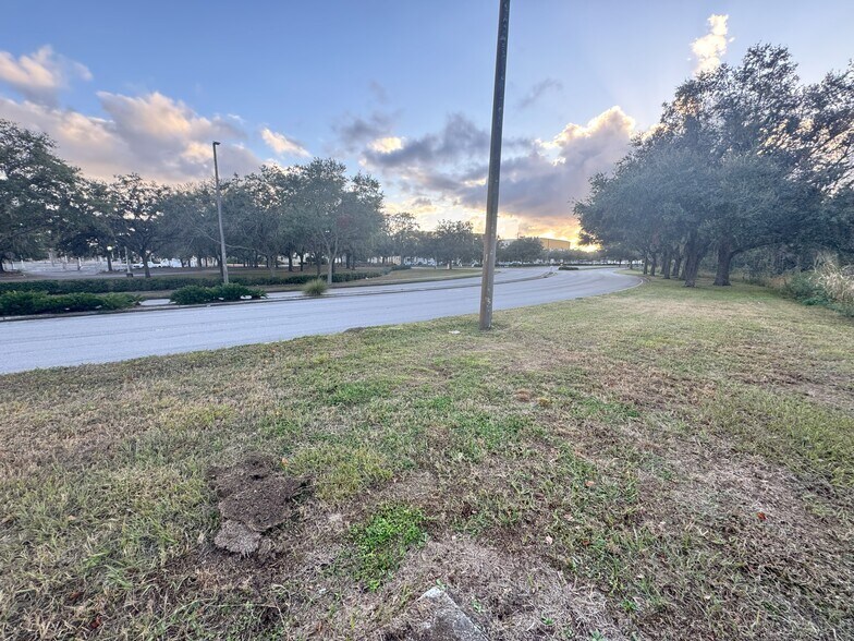More Photos Of 2501 Oveido Marketplace Blvd, Oviedo Land For Sale