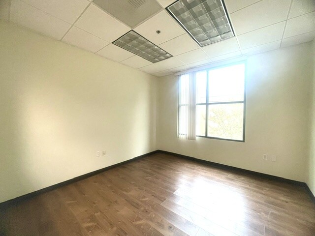 More Photos Of 3333 Concours, Ontario Office For Sale