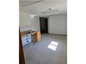 More Photos Of 2020 9th St E, Glencoe Office For Sale
