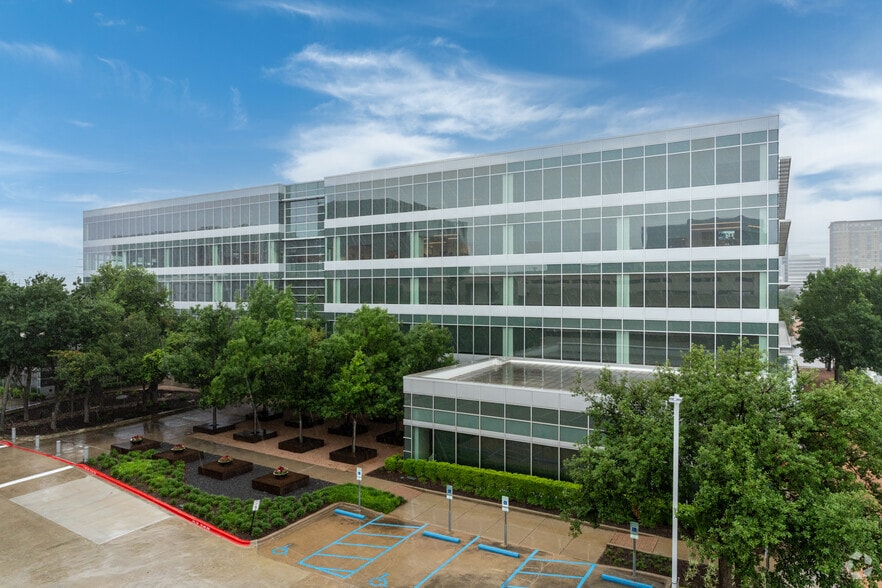Primary Photo Of 2900 Esperanza Crossing, Austin Office For Lease