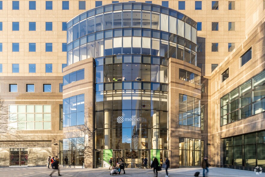 More Photos Of 225 Liberty St, New York Office For Lease