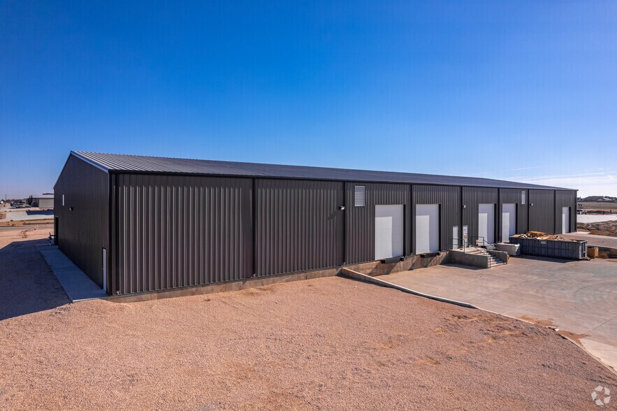 More Photos Of 9007 CR 6820, Lubbock Warehouse For Lease