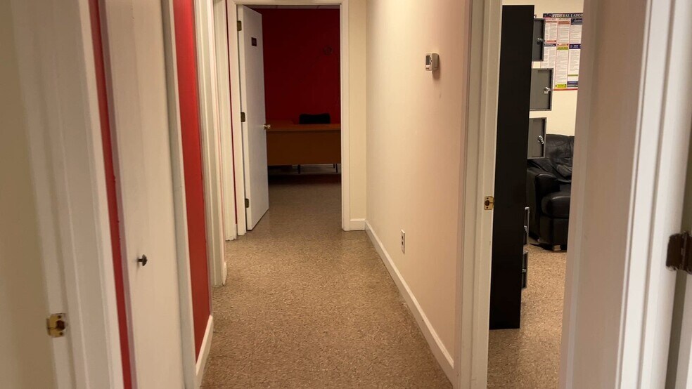 More Photos Of 513 Hertzog Blvd, King Of Prussia Research And Development For Lease
