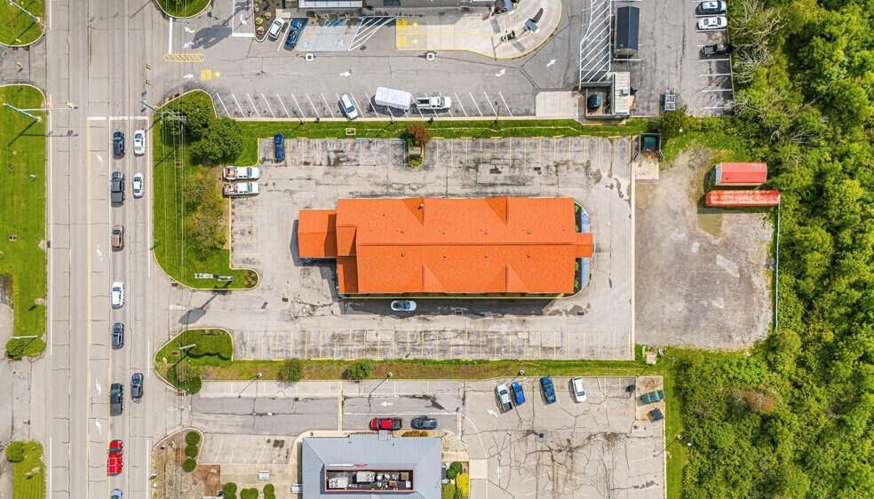 More Photos Of 251 Allegheny Blvd, Brookville Hotel For Sale