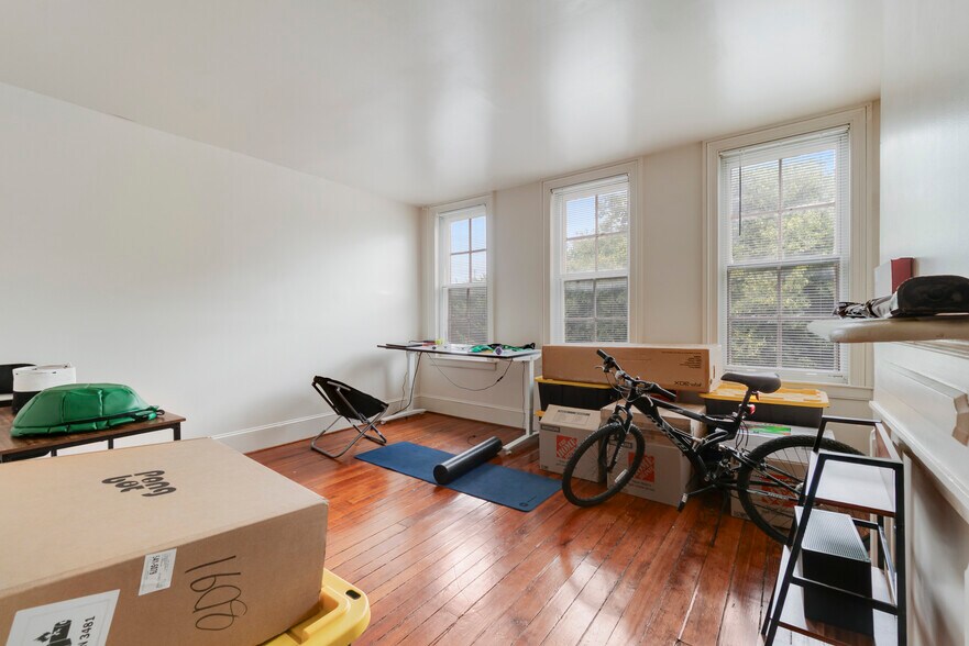 More Photos Of 645 N Paca St, Baltimore Apartments For Sale