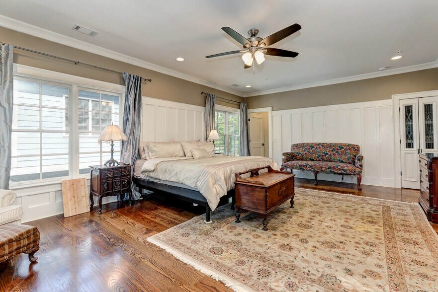 More Photos Of 2972 Lookout Pl NE, Atlanta Office Residential For Sale