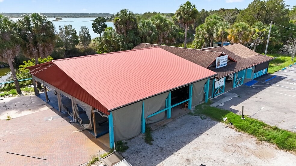 More Photos Of 3306 Shoal Line Blvd, Spring Hill Restaurant For Sale