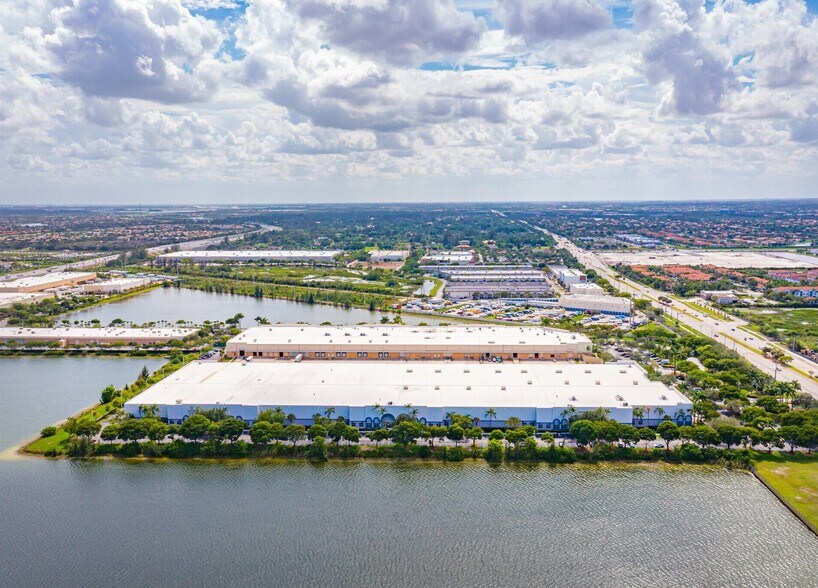 More Photos Of 11500 Miramar Pky, Miramar Warehouse For Lease