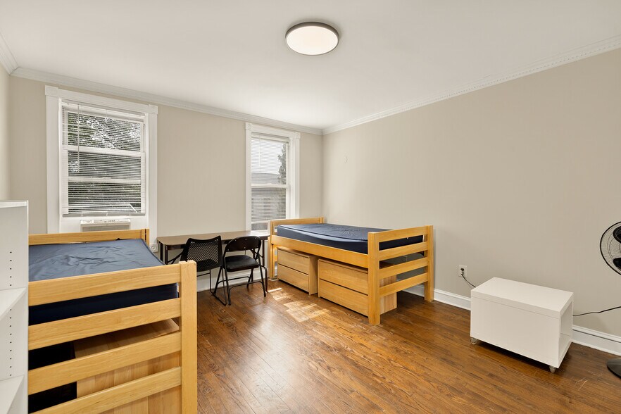 More Photos Of 228 E Capitol St NE, Washington Apartments For Sale