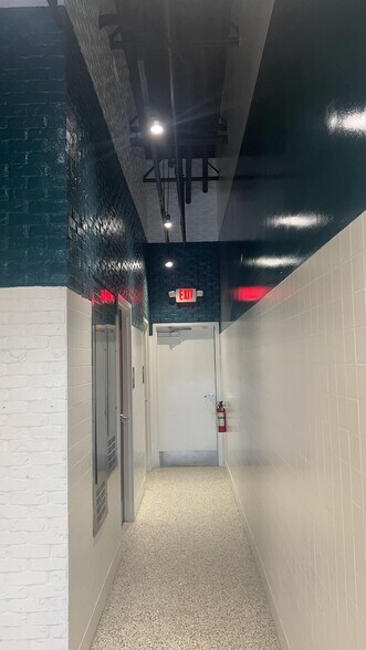 More Photos Of 440 Ernest Barrett Pky, Kennesaw Unknown For Lease