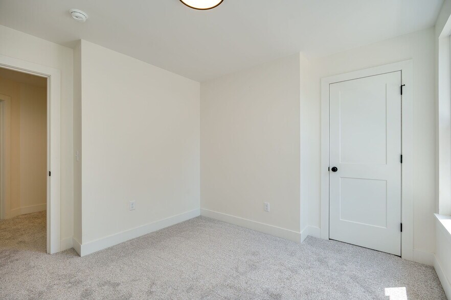 More Photos Of , Dayton Unknown For Sale