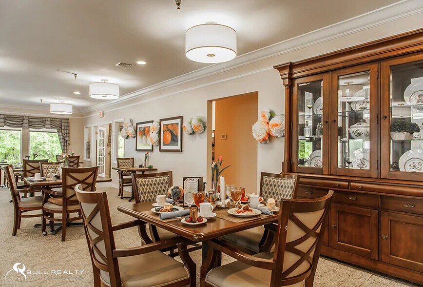 More Photos Of 2333 Ashley River Rd, Charleston Assisted Living For Sale