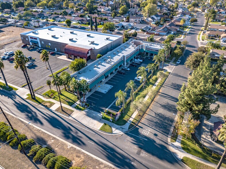 More Photos Of 10759 Magnolia Ave, Riverside Unknown For Lease