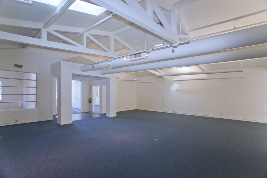 More Photos Of 133-135 Stillman St, San Francisco Research And Development For Lease